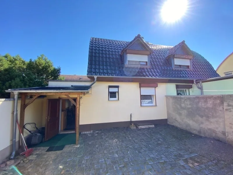 IMG_1668 - Haus kaufen in Klostermansfeld - Doppelhaushälfte in schöner Lage zum selbst gestalten!