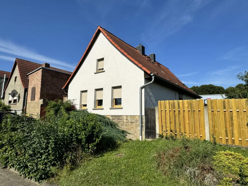  - Haus kaufen in Arnstein - Kleines Wohnhaus für die kleine Familie!