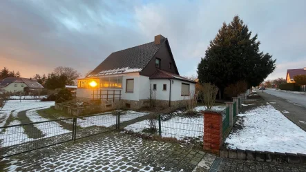 5.b - Haus kaufen in Sangerhausen - Schickes Einfamilienhaus in Riestedt!