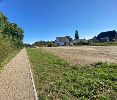 Blick von hinten - Grundstück kaufen in Neu Gülze - Wohnbaugrundstück in neuem Wohngebiet 