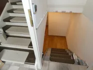 Treppe zum Kellerbereich