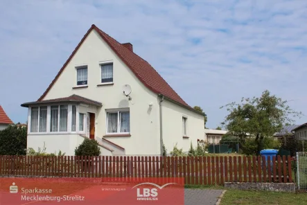 Titel - Haus kaufen in Wesenberg - Wo andere schon gerne wohnen!