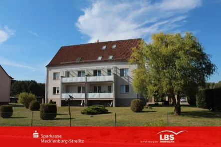 Titel - Wohnung kaufen in Wesenberg - Wohneigentum mit Blick ins Grüne