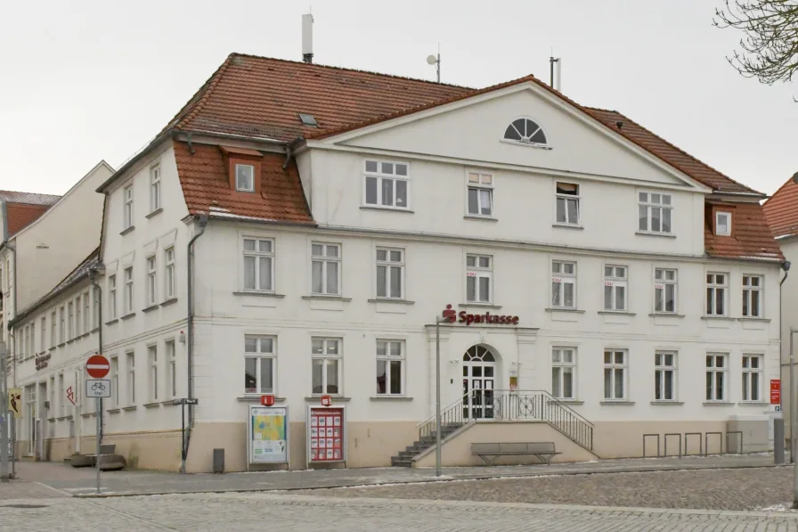 Titel - Büro/Praxis mieten in Neustrelitz - Ihre neue Adresse in 1A-Lage 