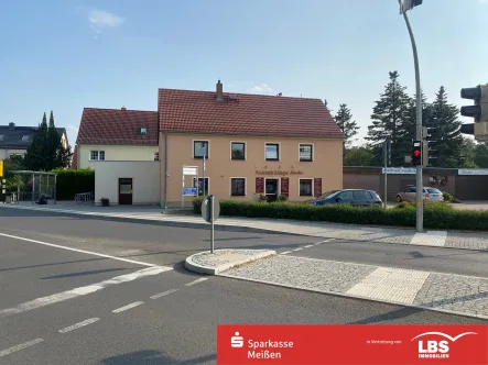 Straßenansicht 2-gesch. Altbau - Sonstige Immobilie kaufen in Moritzburg - Ein interessantes kl. Renditeobjekt im Dresdner Umfeld