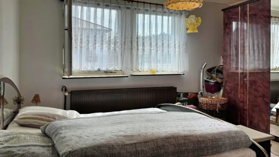 Schlafzimmer im EG