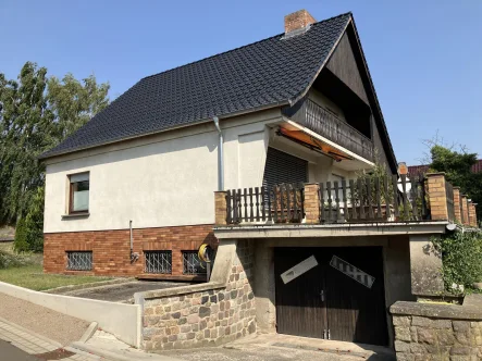 Zufahrt Garage - Haus kaufen in Malchin - Balkon mit Blick auf den Kummerower See 