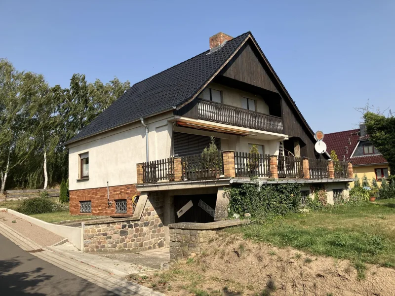 Seeseite  - Haus kaufen in Malchin - Balkon mit Blick auf den Kummerower See 