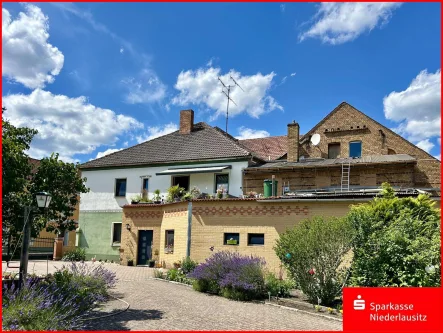  - Haus kaufen in Großräschen - Traditionelles Gebäude mit viel Potenzial!