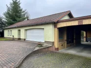 Doppelgarage und Carport