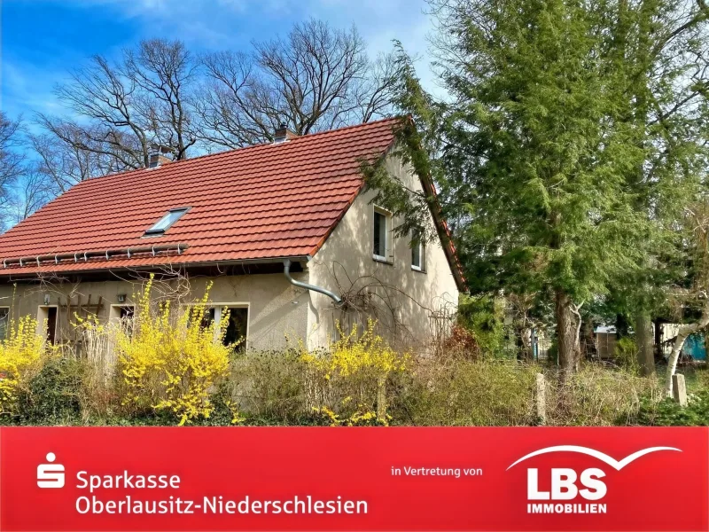 Titelbild - Haus kaufen in Niesky - Charmante Doppelhaushälfte zum Wohlfühlen in Niesky