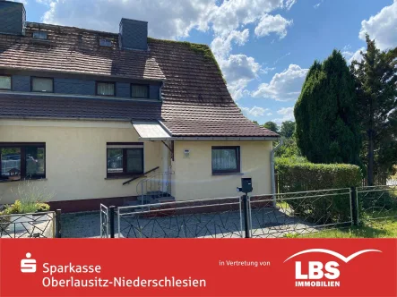 Ansicht Wohnhaus - Haus kaufen in Quitzdorf am See - Kleine DHH mit viel Ideen für Handwerker