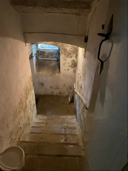 Treppe zum Kellergeschoß