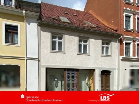 Straßenansicht - Büro/Praxis kaufen in Löbau - Charmant und mittendrin...