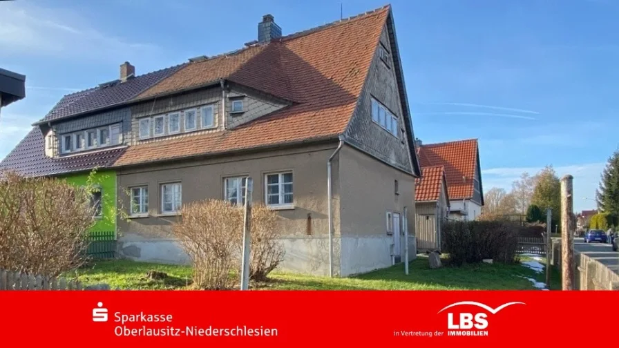 Ansicht mit Garten - Haus kaufen in Ebersbach-Neugersdorf - Schöne Siedlungslage