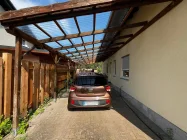 2. Auffahrt zum Carport