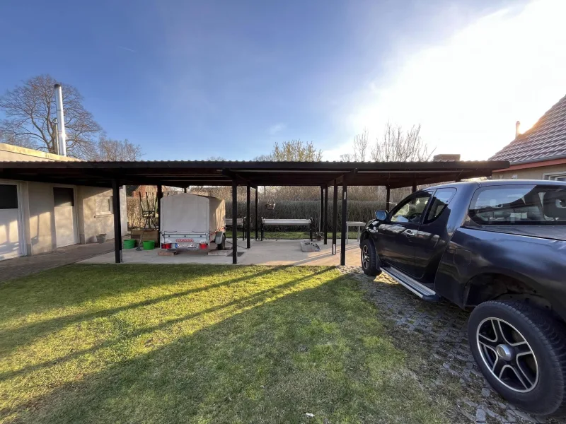 Carport