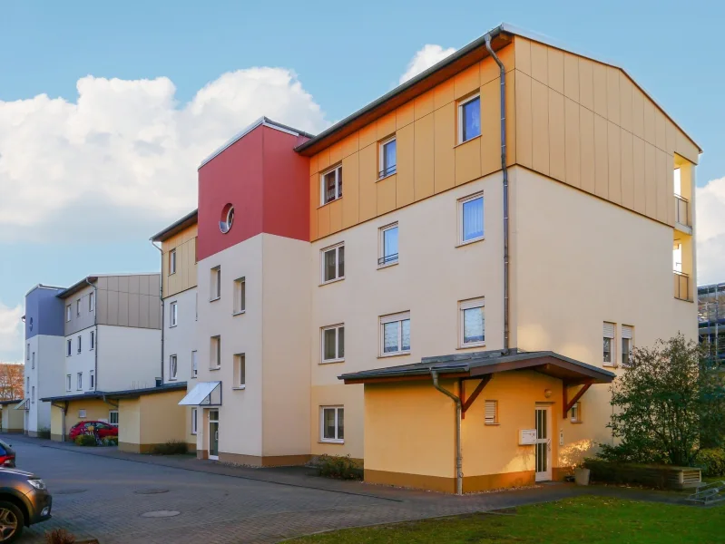 Haus C und D - Zinshaus/Renditeobjekt kaufen in Cottbus - Fünf ETW in drei Häusern am Brunschwigpark