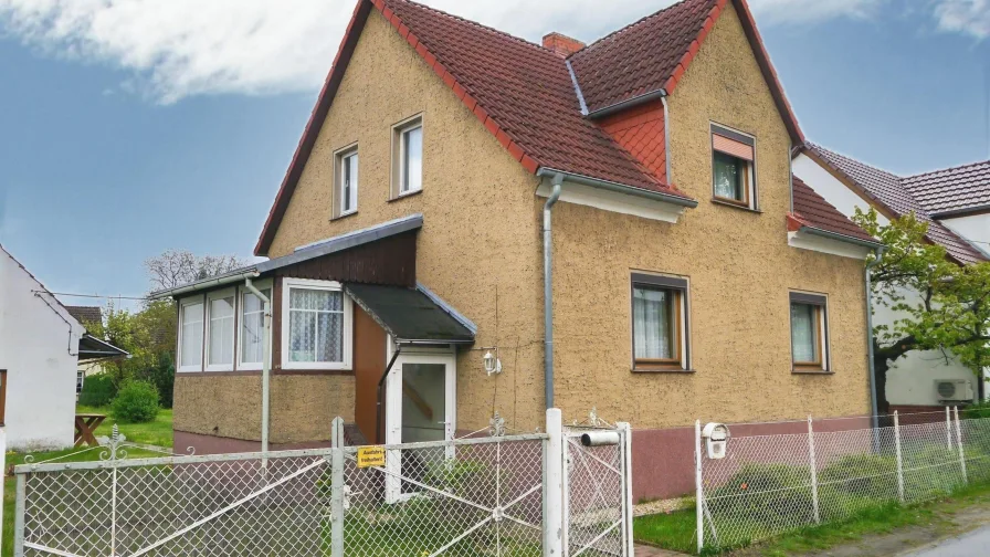 Straßenansicht - Haus kaufen in Burg - Mitten in Burg/ Spreewald