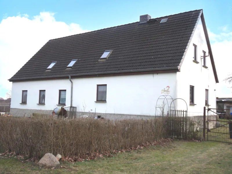 Straßenansicht - Haus kaufen in Neuhausen - Für den Naturliebhaber