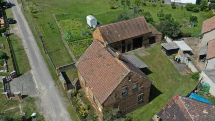 Luftbild - Haus kaufen in Neiße-Malxetal - Stein auf Stein, das wird Mein!