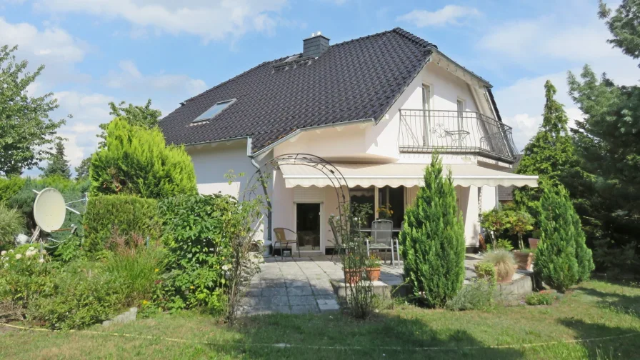 Gartenansicht - Haus kaufen in Elsterheide - Ein Idyll im Grünen!