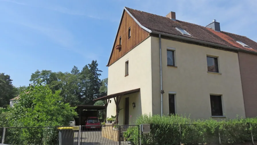 Einfahrt - Haus kaufen in Welzow - Gepflegtes Haus in schöner Stadtlage