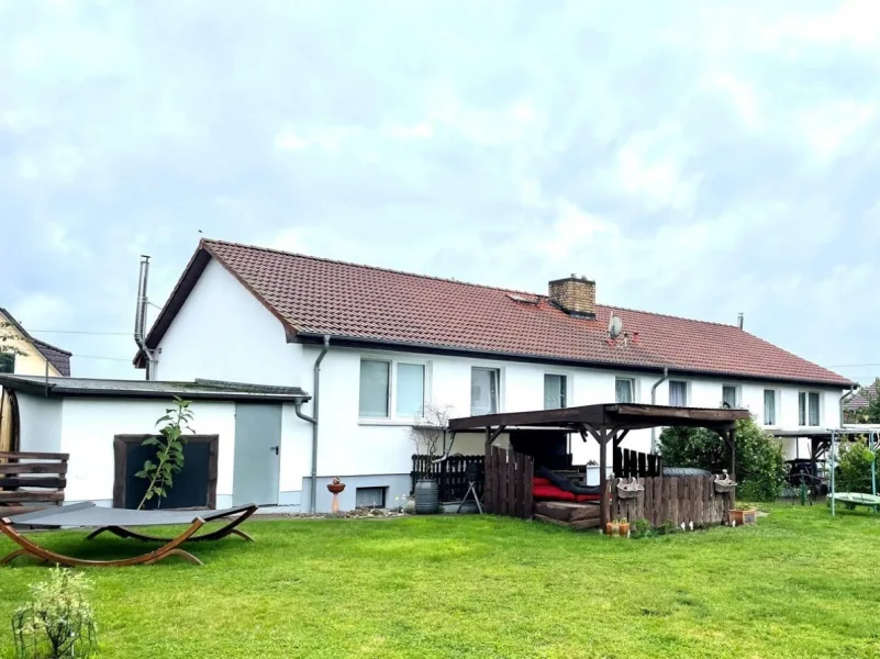  - Haus kaufen in Lychen - Doppelhaus in Türkshof bei Lychen zu verkaufen