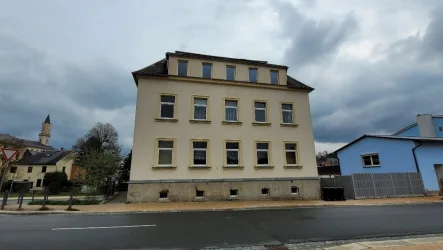 Komplettansicht - Haus kaufen in Markneukirchen - Glücksgriff für Anleger!