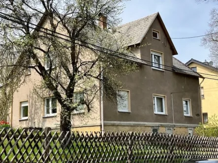 Titelbild - Haus kaufen in Auerbach - Schnuppern Sie Landluft !