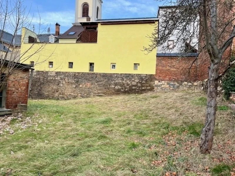 Garten / Grundstück