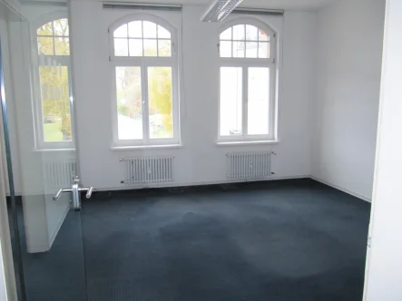 Büroraum 1 - Büro/Praxis mieten in Plauen - +++ Repräsentative Büro-/Praxis- oder Kanzleiräume +++