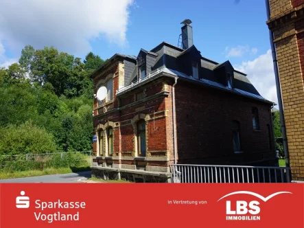 Straßenansicht - Haus kaufen in Klingenthal - Mach was draus!