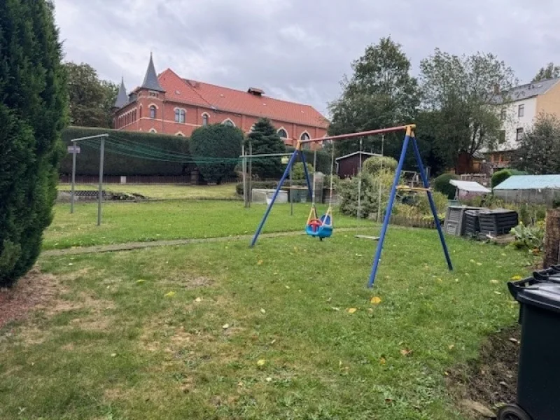 Wäscheplatz/Spielplatz