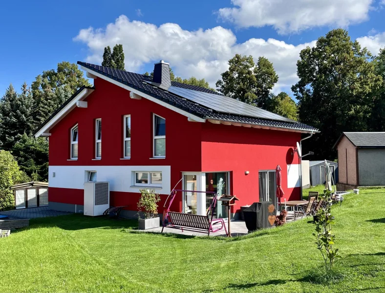 Titelbild - Haus kaufen in Oelsnitz - Bausaison 2024 für Ihr Energiesparhaus ist eröffnet !