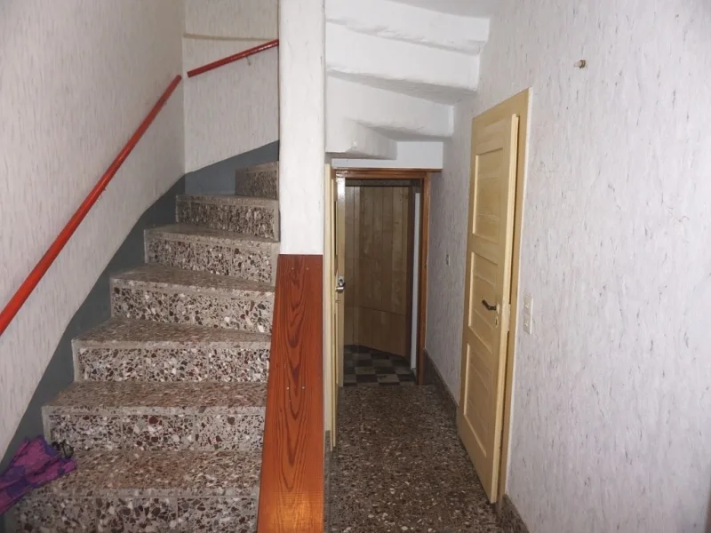 Treppe zum Obergeschoss