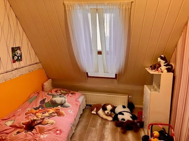 Kinderzimmer Dachgeschoss