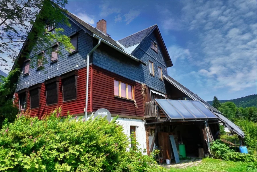 Gartenansicht - Haus kaufen in Klingenthal - Super Ausblick und in guter Lage!