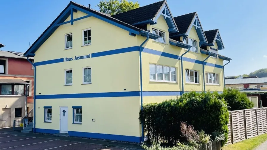 Hausansicht - Wohnung kaufen in Ostseebad Binz - Ferienvermietung und zentraler Ruhepol 