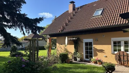 Hausansicht Hofseite - Haus kaufen in Saal - Traumhafte Feldrandlage