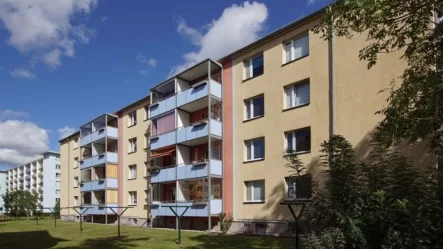 hofseitige Ansicht - Wohnung kaufen in Stralsund - Ihr neues Heim mit sonnigem Balkon