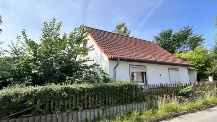 Hausansicht  - Haus kaufen in Poseritz - Haus sucht Neuanfang 