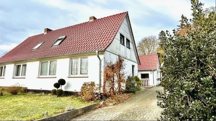 Hausansicht - Haus kaufen in Putbus - Potenzial in ruhiger Lage 