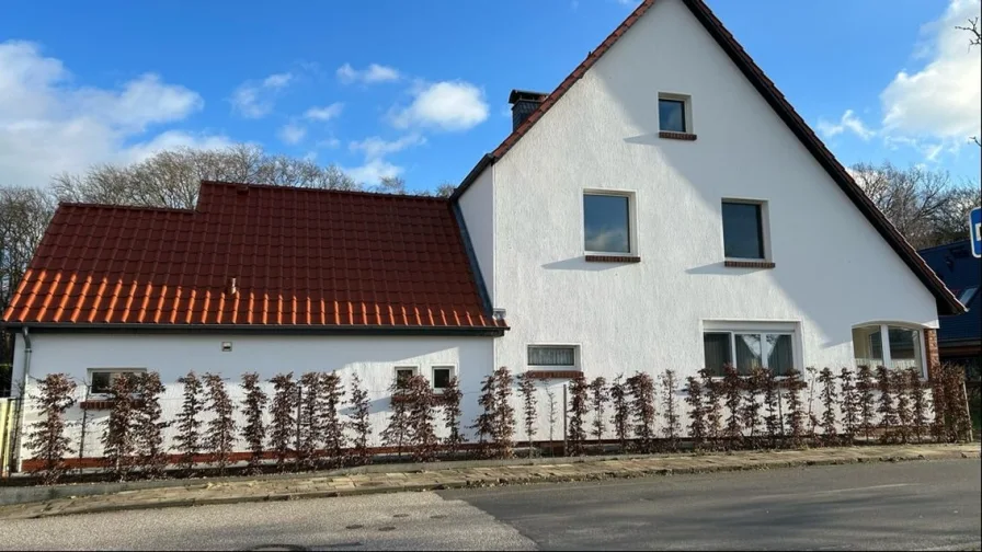 Hausansicht - Haus kaufen in Ribnitz-Damgarten - Wenn es ein wenig größer sein muss