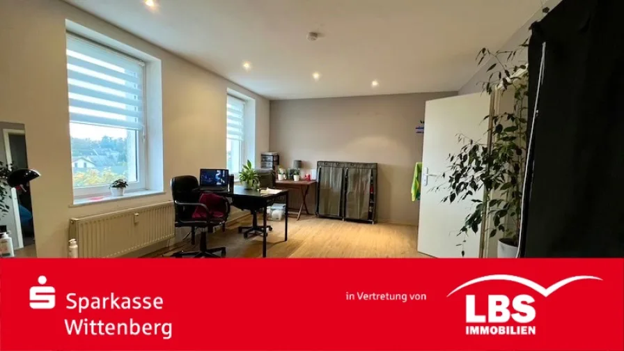 Wohn- und Schlafbereich - Wohnung kaufen in Lutherstadt Wittenberg - Dachgeschosswohnung mit Charme 