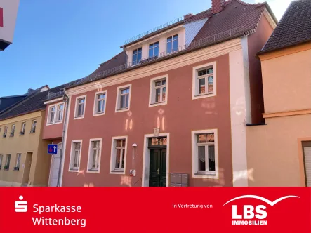 Haus Vorne 2 - Haus kaufen in Kemberg - Willkommen zu einem einzigartigen Investment in Kemberg