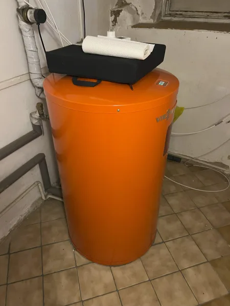Warmwasserbehälter