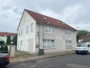 Haus mit Einfahrt