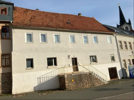 Ansicht - Haus kaufen in Wildenfels - Wohnen mit Schloßblick