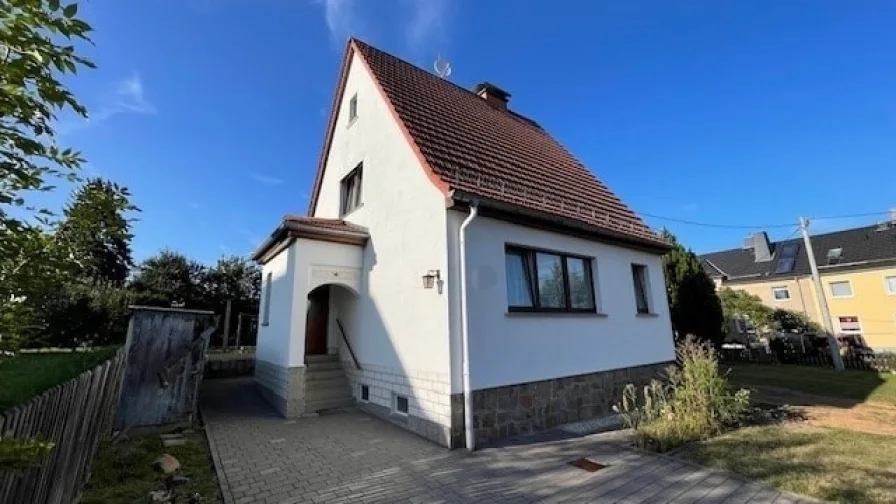 Ansicht Süd West - Haus kaufen in Werdau - Das ist es doch! - Ihr Haus in Leubnitz 